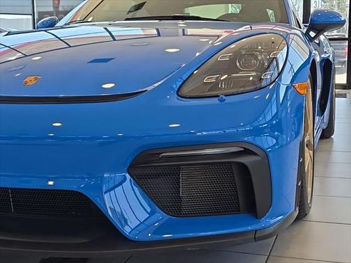 2022 Porsche 718 Cayman GT4