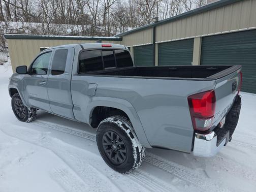 2021 Toyota Tacoma SR5