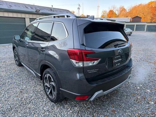2022 Subaru Forester Touring