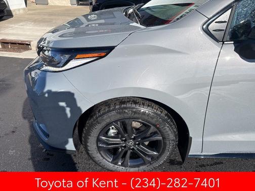 2025 Toyota Sienna XSE 7 Passenger