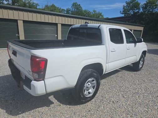 Ice 2023 Toyota Tacoma SR