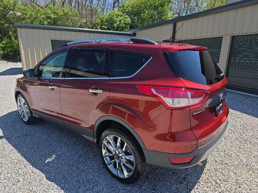 Sunset 2016 Ford Escape SE