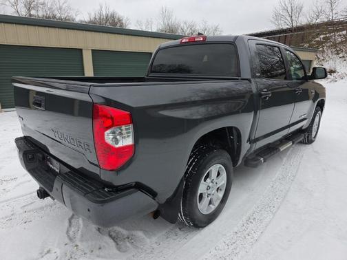2020 Toyota Tundra SR5