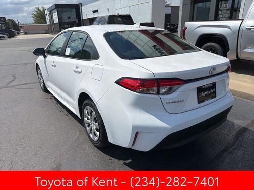 Ice 2026 Toyota Corolla LE