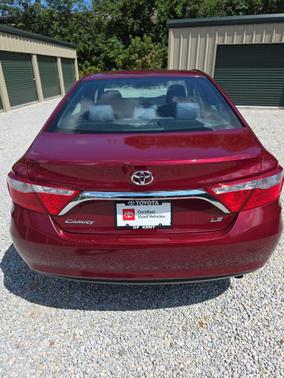 Pearl 2016 Toyota Camry LE