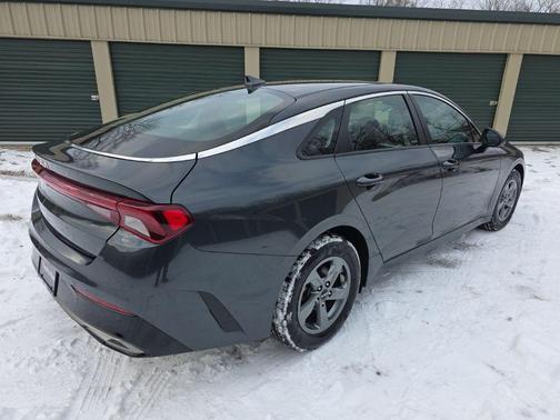 2023 Kia K5 LXS