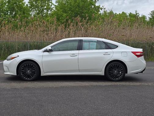 2017 Toyota Avalon Touring
