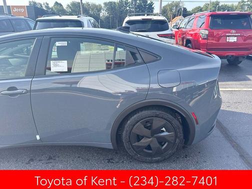 Gray 2027 Toyota Prius Plug-In Hybrid SE
