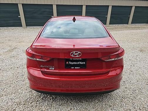 2018 Hyundai ELANTRA SE