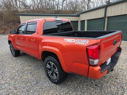 2017 Toyota Tacoma TRD Sport