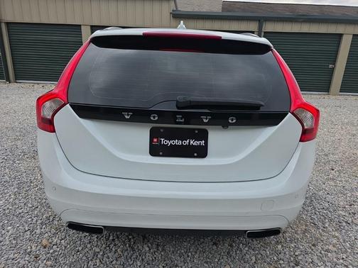 Crystal White Pearl 2015 Volvo V60 T5 Premier Plus