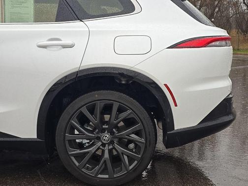 2025 Toyota Crown Signia Limited