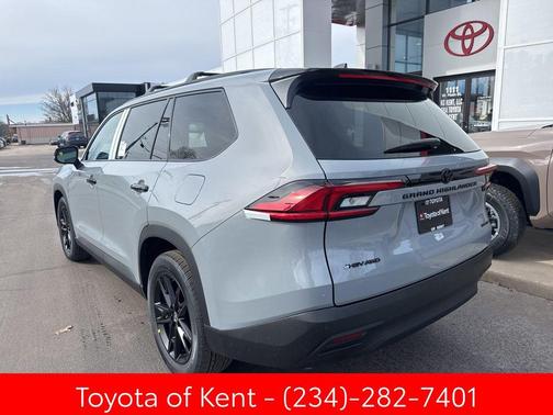 2026 Toyota Highlander Hybrid Base