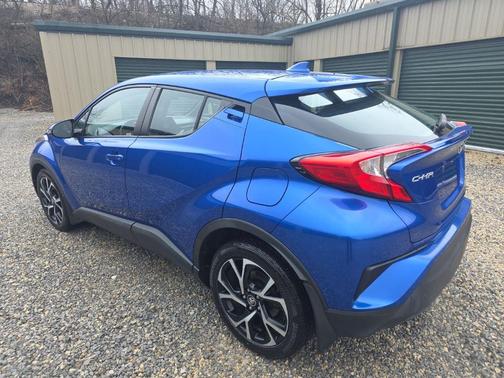Blue Eclipse Metallic 2018 Toyota C-HR XLE