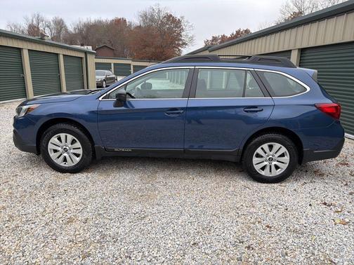 2019 Subaru Outback 2.5i