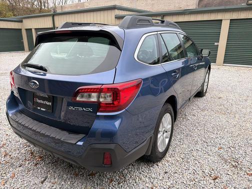 2019 Subaru Outback 2.5i