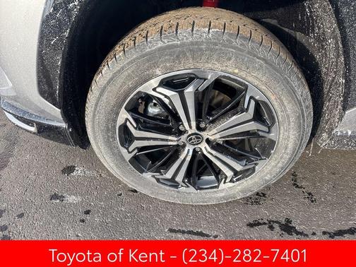 2025 Toyota RAV4 Hybrid SE