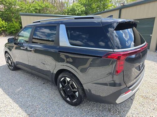 Panthera Metal 2025 Kia Carnival EX