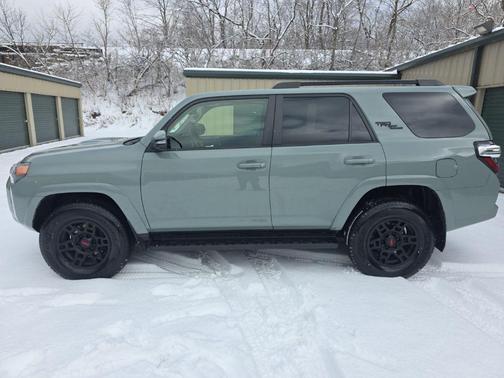 2023 Toyota 4Runner TRD Off Road Premium
