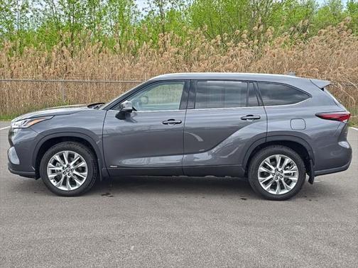 2025 Toyota Highlander Hybrid Limited