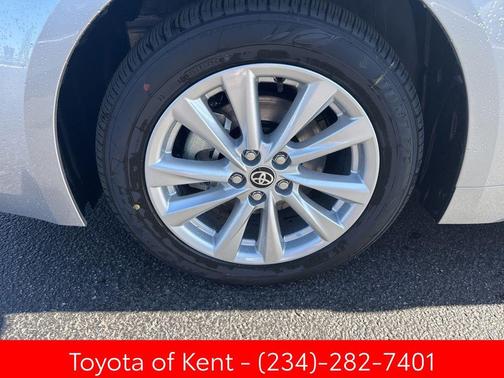 Classic Silver Metallic 2026 Toyota Corolla SE