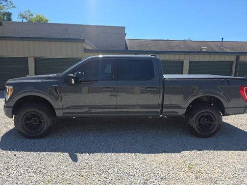 Lead Foot 2021 Ford F-150 XLT