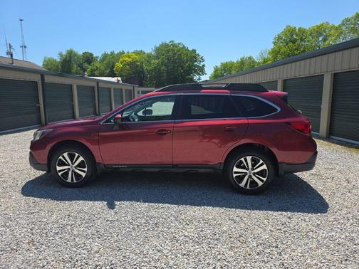 Crimson Red Pearl 2019 Subaru Outback 2.5i Limited