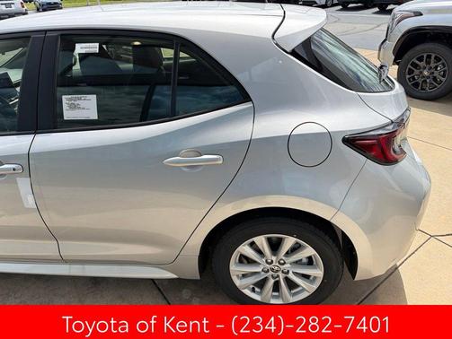 Classic Silver Metallic 2026 Toyota Corolla SE