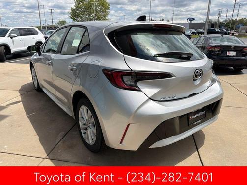 Classic Silver Metallic 2026 Toyota Corolla SE