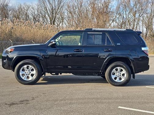 2023 Toyota 4Runner SR5 Premium