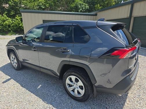 Magnetic Gray Metallic 2022 Toyota RAV4 LE