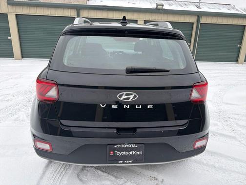 2021 Hyundai VENUE SEL