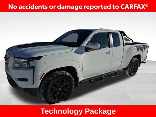 2022 Nissan Frontier SV