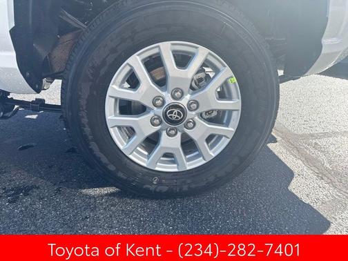 Ice 2026 Toyota Tacoma SR