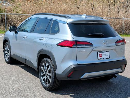 Sonic Silver 2024 Toyota Corolla Cross XLE