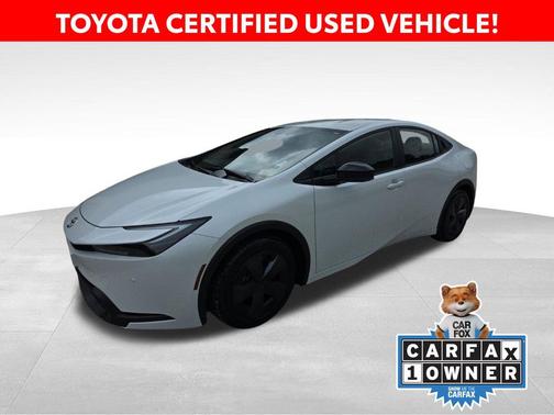 Pearl 2026 Toyota Prius LE