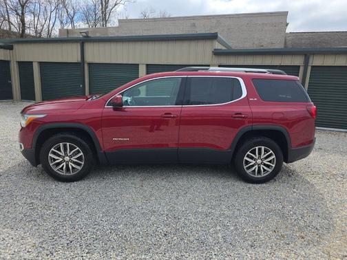 Red Quartz Tintcoat 2019 GMC Acadia SLE-2