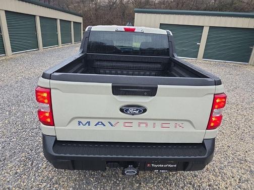 Desert Sand 2025 Ford Maverick XLT