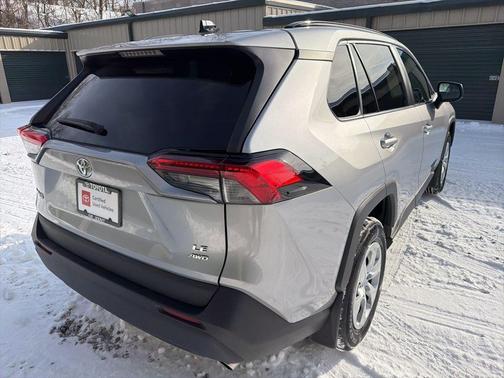 2019 Toyota RAV4 LE