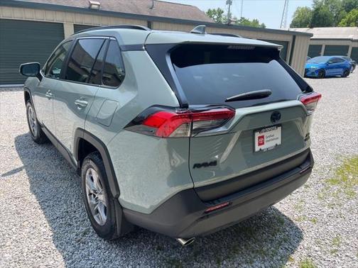2023 Toyota RAV4 Hybrid XLE