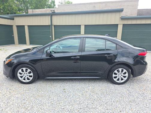 Midnight Black Metallic 2024 Toyota Corolla LE