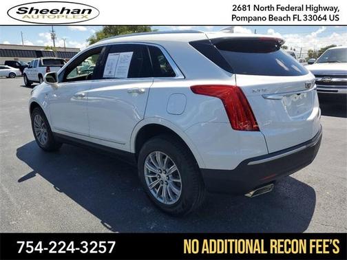 Photo 3 of 33 of 2019 Cadillac XT5 Luxury
