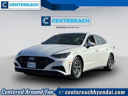 2022 Hyundai SONATA SEL