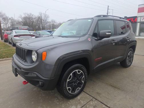 2017 Jeep Renegade Trailhawk