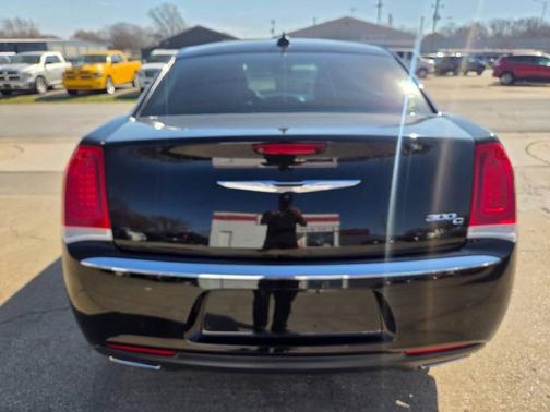 Black 2016 Chrysler 300 S