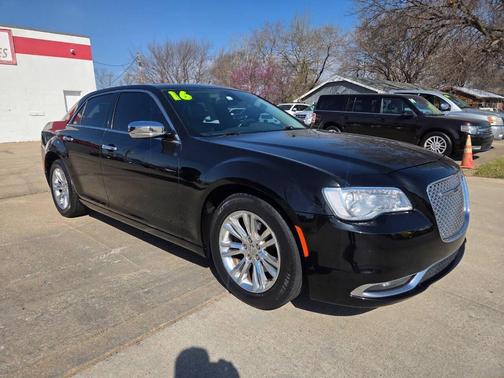 Black 2016 Chrysler 300 S