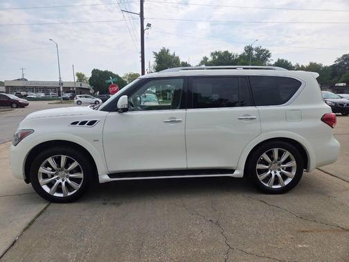 2014 INFINITI QX80 Base