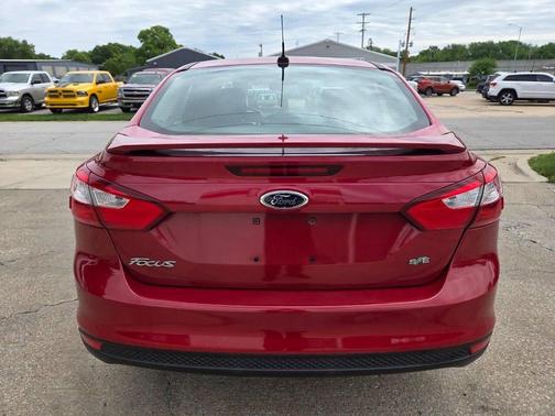 Burgundy 2012 Ford Focus SE