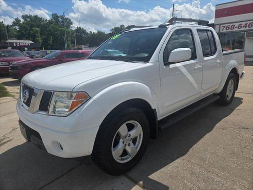 2008 Nissan Frontier LE Crew Cab