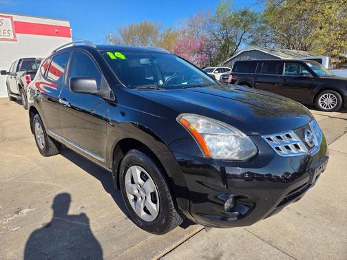 Black 2014 Nissan Rogue Select S